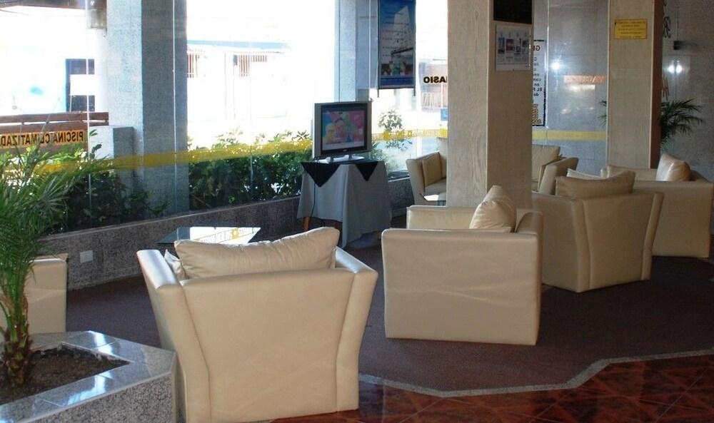 San Remo World Hotel Сан-Клементе-дель-Тую Экстерьер фото